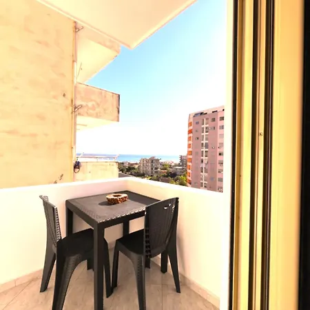 Vlora's Authentic Abode * Vlorë