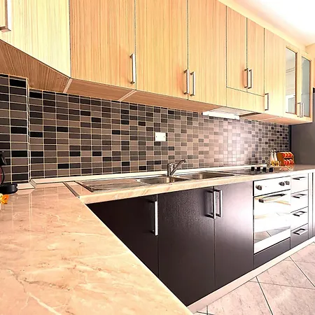 Vlora's Authentic Abode Apartment Vlore